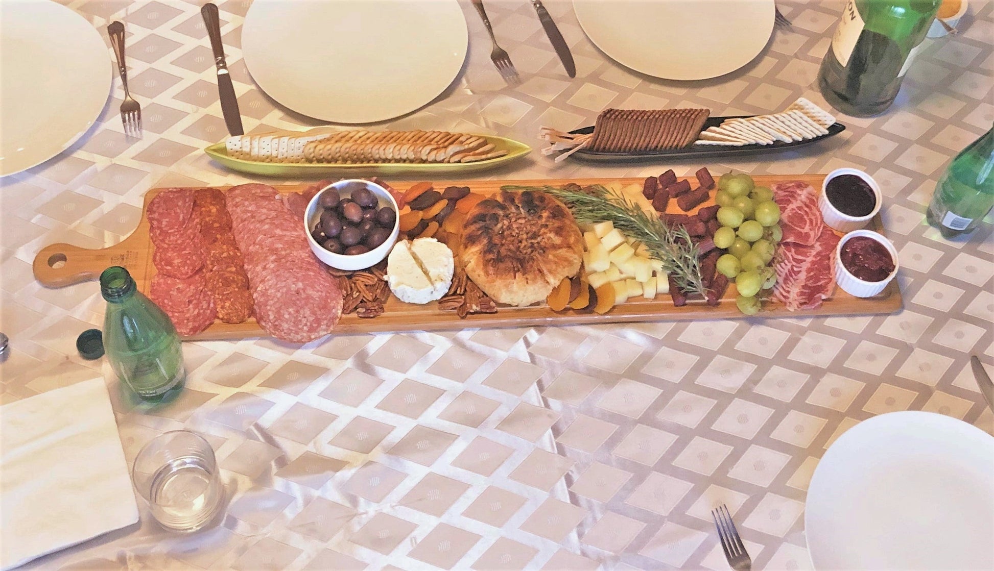 Bamboo Charcuterie Board With Handle 39.4" inch X 7.9" inch | 100 X 20 Cm-4